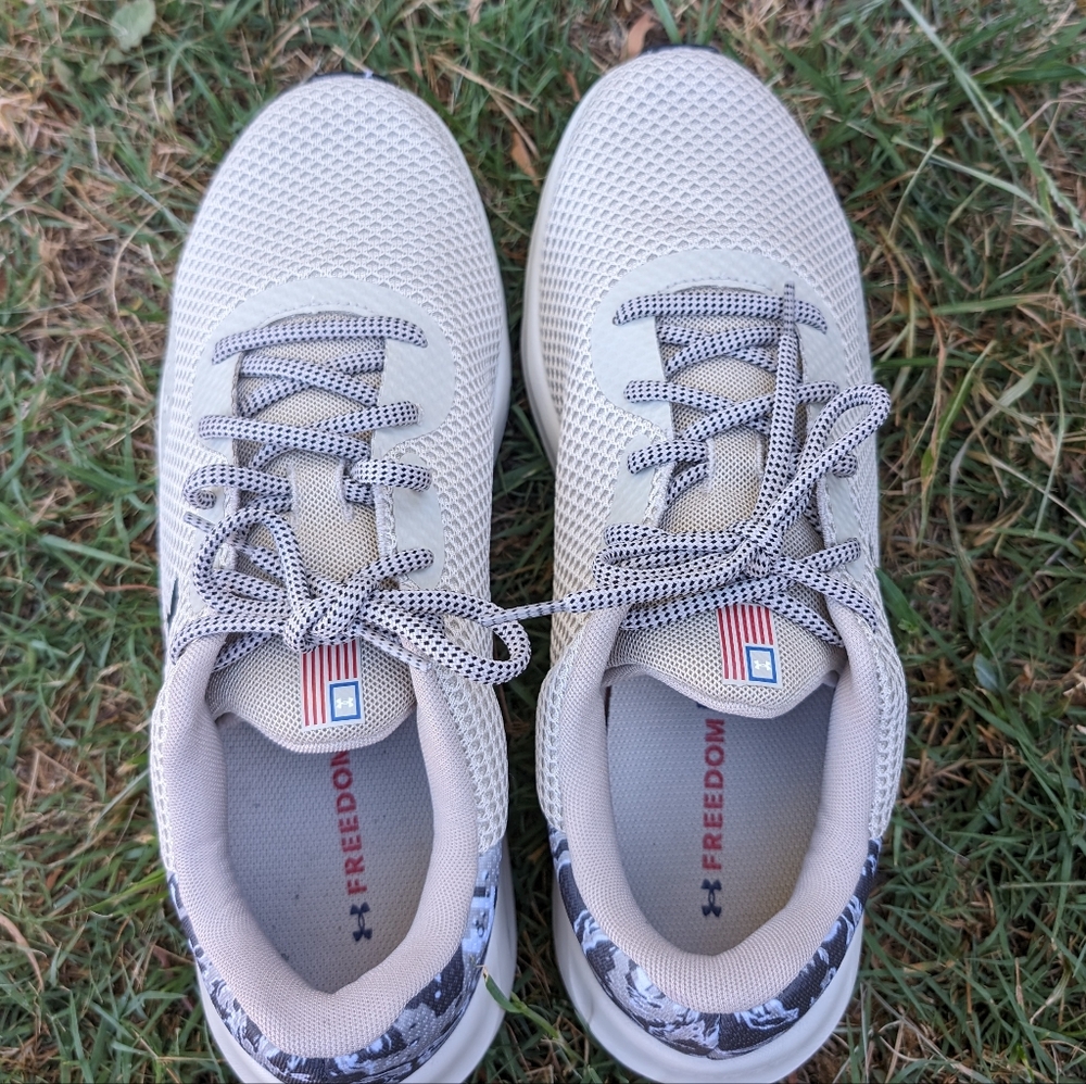 Men's UA Charged Pursuit 3 USA Running Shoes Size 12 Khaki Base - 200 - Picture 14 of 16